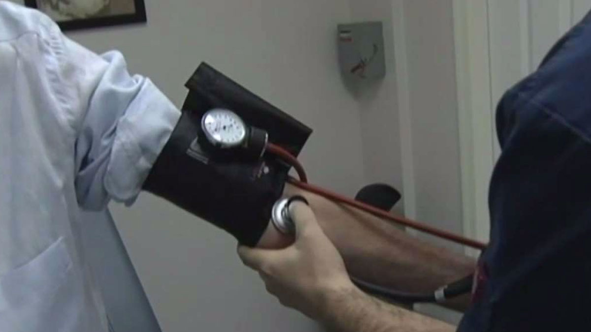 Sleep Apnea: Why Top Experts Are Calling This the Most Ingenious Pillow of 2025